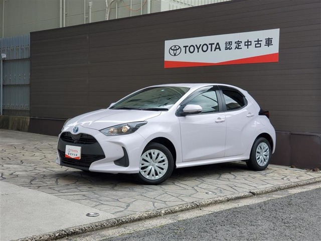 ヤリス 1.5 ハイブリッド G E-Four 4WD 
