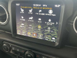 applecarplay、androidautoなどを通してスマートフォンと連携するフルカラー高精細タッチパネルモニターを搭載