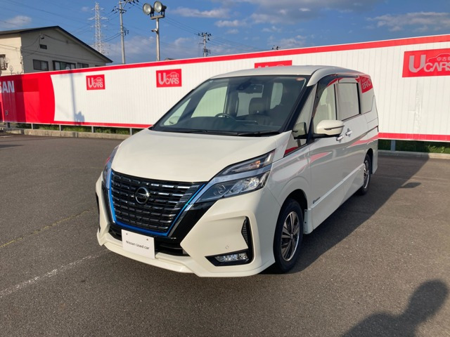 セレナ 1.2 e-POWER ハイウェイスター V 