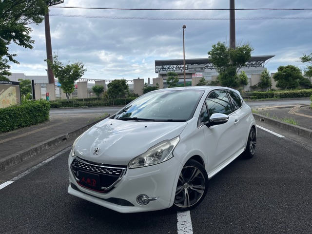208 GTi 