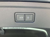 オートマチックテールゲート装備 ボタン一つでリアゲートの開閉が可能です。