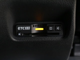 【ETC2.0】料金所での決済だけでなく、渋滞などの道路情報と連動してさまざまなサービスを受けることができる、次世代型のETC車載器を装着しています!