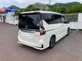セレナ 1.2 e-POWER ハイウェイスター 