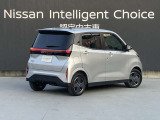 斜め後ろからのショットです。