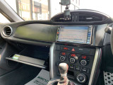 ★中古車なので、傷や凹みは多少はございます。小さな傷から大きな傷までさまざまです。大きな傷凹みは鈑金塗装修理後にお渡しを致しております。自社鈑金工場完備ですので、スピーディーな対応が可能です!