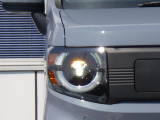 ★LEDヘッドライト搭載★ 白っぽく光る明るく省電力なLEDライト!先進的な白い輝きでフロントフェースを引き締めます☆