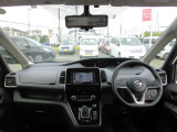 セレナ 1.2 e-POWER ハイウェイスター V 