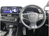ES 300h Fスポーツ 