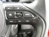【クル-ズコントロ-ル】・・・高速道路などで一定速度でのクルージングが可能。 余分なアクセル操作を減らし、ドライバーの負担を軽減。 燃費の向上にも貢献します。