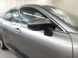 広々とした車内空間に優れた燃費性能。更にデザインも上質で人気のお車です!