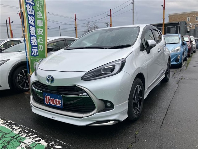 アクア  1.5 Z E-Four 4WD
