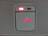 SOSコール 急病時や危険を感じた時SOSコールスイッチを押すと、専門のオペレーターに繋がって、警察や救急車への連携サポートしてくれます。(別途登録費用がかかります)