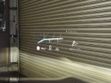 全車店頭にて展示中!お越し頂ければ現車確認が可能です。お気軽にお越しくださいませ。専門スタッフが細かくご説明させて頂きますので輸入車にご不安がある方でも安心です。