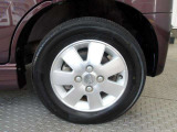 純正13インチアルミ!タイヤサイズは165/65R13です