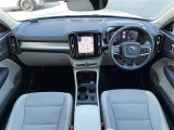 XC40 T4 モメンタム ワンオーナー 修復歴無し
