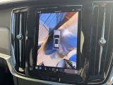 360°ビューカメラ搭載で駐車をよりスムーズに!リアビューカメラへの切り替えもワンタッチ!