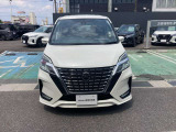 セレナ 2.0 ハイウェイスター V 