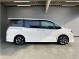全車1年間の走行距離無制限のロングラン保証付きです。また、さらに安心をお求めの方には1年〜2年の保証延長ができる「ロングランα保証」(有償)もお選びいただけます。