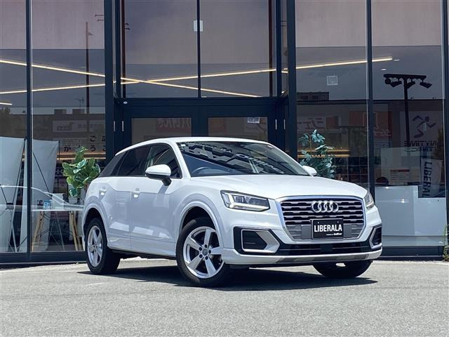 Q2 1.0 TFSI スポーツ 修復歴無し