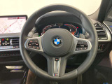 BMWのかっこいいステアリングでドライブを素敵な時間に。。。☆
