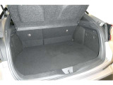 しっかり使える荷室で多彩なシートアレンジが可能です☆