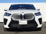 ご納車前には、BMWを熟知したメカニックによる100項目の点検・整備を行います。不具合箇所、交換時期に達している部品に関しましては、全て当社負担で交換してからのご納車となります。