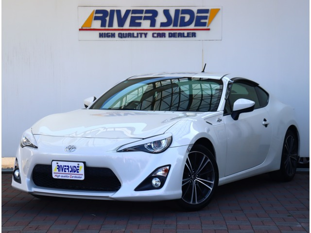 86 2.0 GT 社外リアエアロ純正ナビBカメラETC