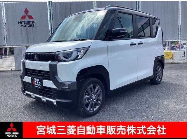 デリカミニ T プレミアム 4WD 