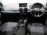 Q2 35 TDI アドバンスト ディーゼル 