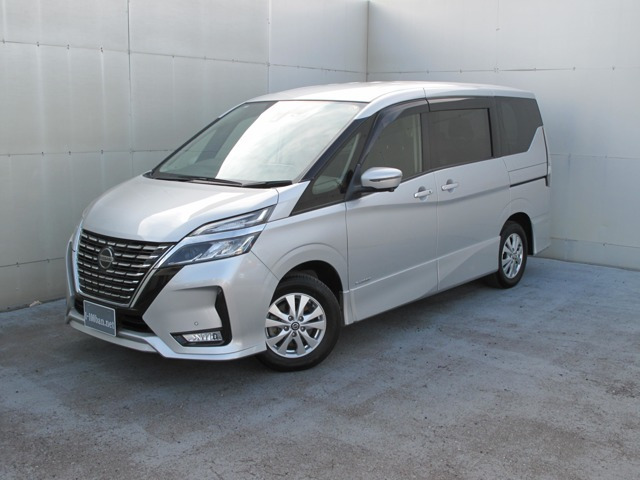 セレナ 2.0 ハイウェイスター V 4WD 