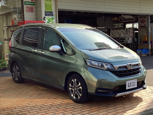 フリード 1.5 クロスター ホンダセンシング 