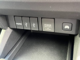 USBやHDMI接続も可能でシガーソケットも対応しておりますので、外部機器での接続、充電なども可能でございます。