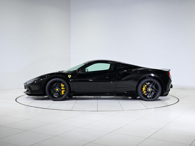 U2 1/64 フェラーリ F8 トリブート black bond shop Omiya】Ferrari F8 Tributo × Anrky!! - YouTube