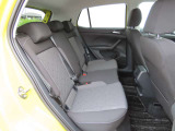 ISOFIX(イソフィックス)基準適合チャイルドシート固定装置!!安心楽々で対応チャイルドシートが取付できます。