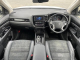 アウトランダーPHEV 2.0 G ナビパッケージ 4WD 4WD 修復歴無し