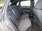 ISOFIX(イソフィックス)基準適合チャイルドシート固定装置!!安心楽々で対応チャイルドシートが取付できます。