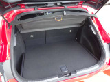 トランクルームもひろびろです。お出かけにも大活躍です!荷物も楽々積み込めます。