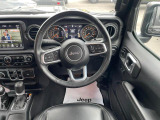 ジープ正規ディーラーが提供する認定中古車には万一のトラブルや不意のアクシデントでも安心頂けるロードアシスタンスサービスが付帯されます!