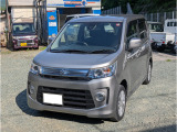 当店では 『低価格の軽自動車』 を中心に販売しています。またトラクターや油圧ショベルの取り扱いにも注力してますので、興味のある方はぜひお電話下さい!