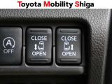 運転席からワンタッチでパワースライドドアの開閉ができて便利です。