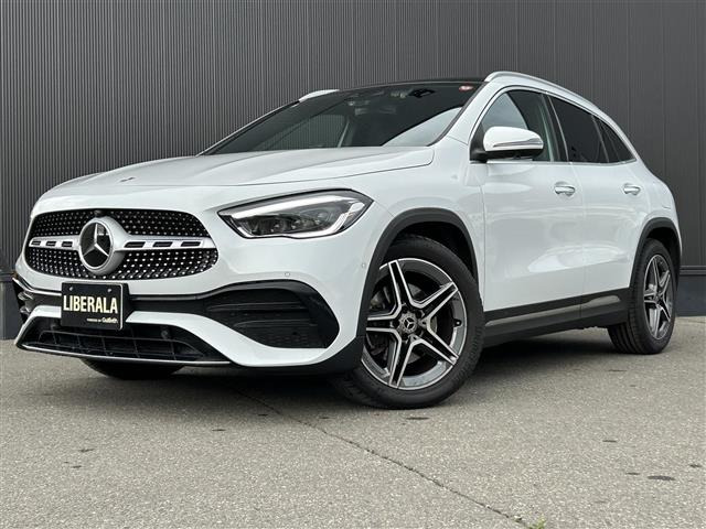 GLAクラス GLA200d 4マチック AMGライン 4WD 4WD サンルーフ