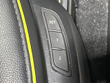 【ポジションメモリ】シートポジションを記憶可能。スイッチひとつで呼び出しできる便利機能です。