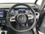 気になる車はすぐにお問い合わせください!画面右側の0066から始まる無料ダイヤルからお問い合わせ下さい!専門スタッフがお車のご質問にお答えいたします!