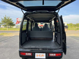 内装の傷等々も貨物車両の割には状態良いです!
