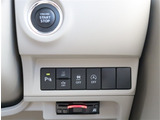 『1台』のお車に対して、こだわって仕入れを行っております。オプション装備装着車となります!