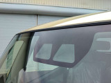 衝突被害軽減ブレーキ搭載のお車です。