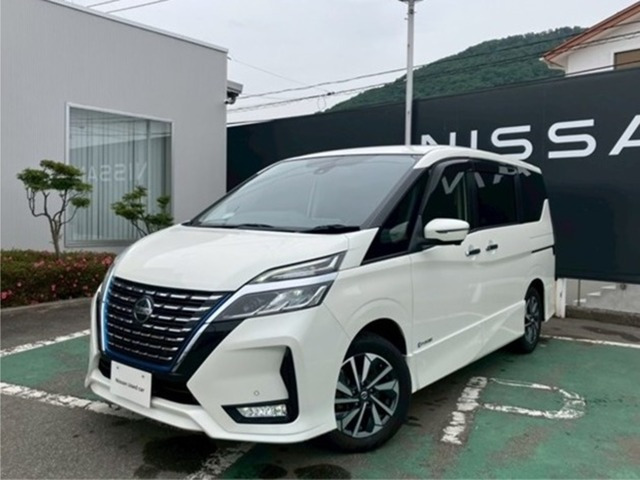 セレナ 1.2 e-POWER ハイウェイスター V 