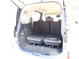 【車屋】として、長く車業界に従事した経験豊富なスタッフが多数在籍しております。