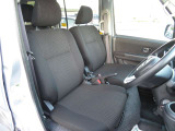使用感のないきれいな運転席シートです!