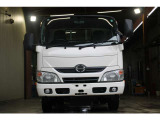 デュトロ 4.0 全低床 ディーゼル 平ボディ-2t 車両総重量4805kg 荷台内寸3085x1621x584